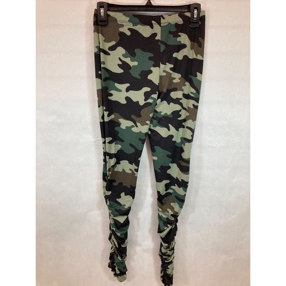 Women's Straight Legged Camo Gathered at Ankle  Fashion Leggings - Picture 4 of 4